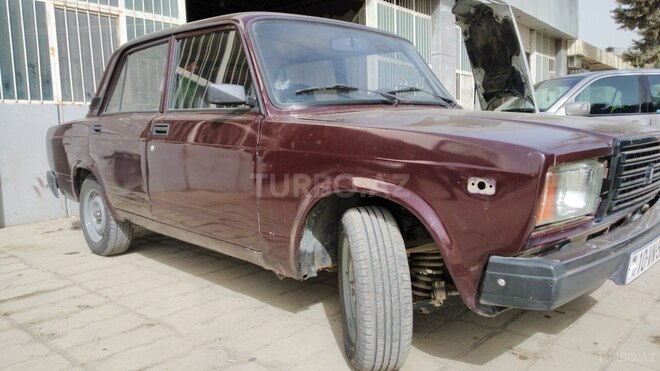 LADA (VAZ) 2107 2007, 200,090 km - 1.7 л - Salyan
