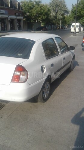 Renault Clio 2006, 240 km - 0.1 l - Bakı