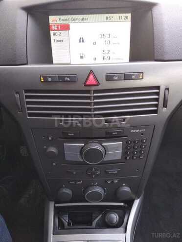 Opel Astra 2006, 120,000 km - 1.6 l - Bakı