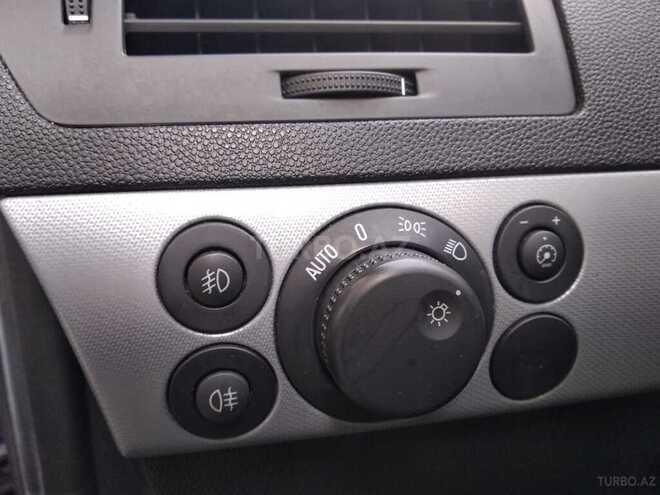 Opel Astra 2006, 120,000 km - 1.6 l - Bakı