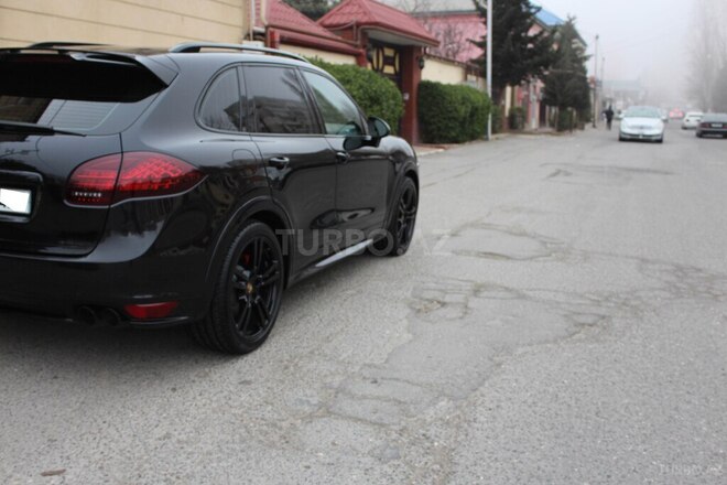 Porsche Cayenne GTS 2013, 97,000 km - 4.8 l - Bakı