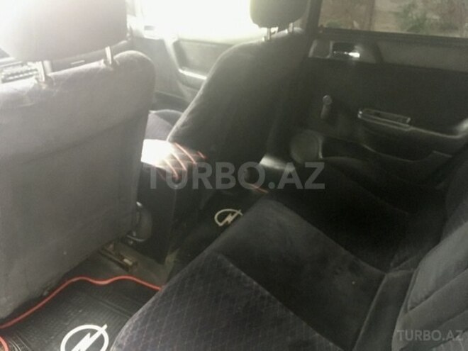 Opel Astra 1999, 333,756 km - 1.6 л - 