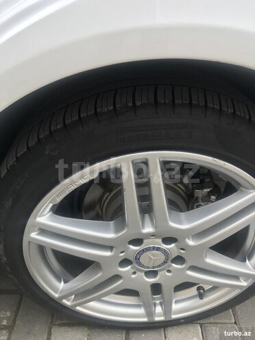 Mercedes E 220 2010, 290,000 km - 2.2 l - Xırdalan