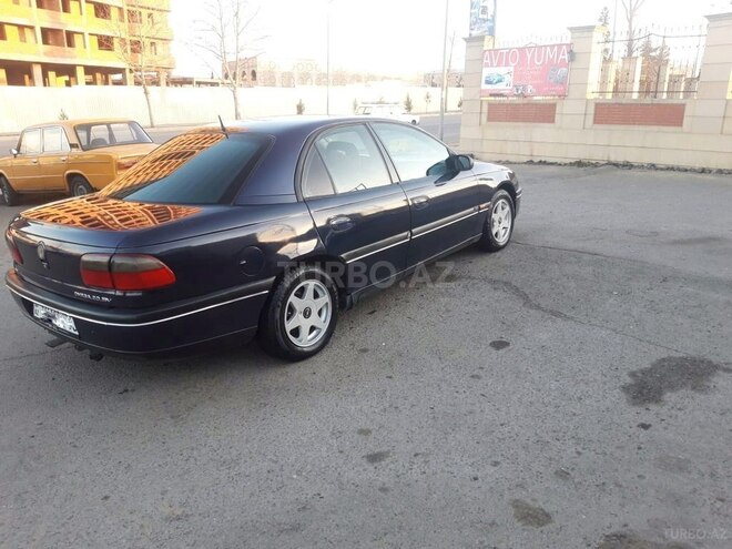 Opel Omega 1998, 260,000 km - 2.0 l - Gəncə