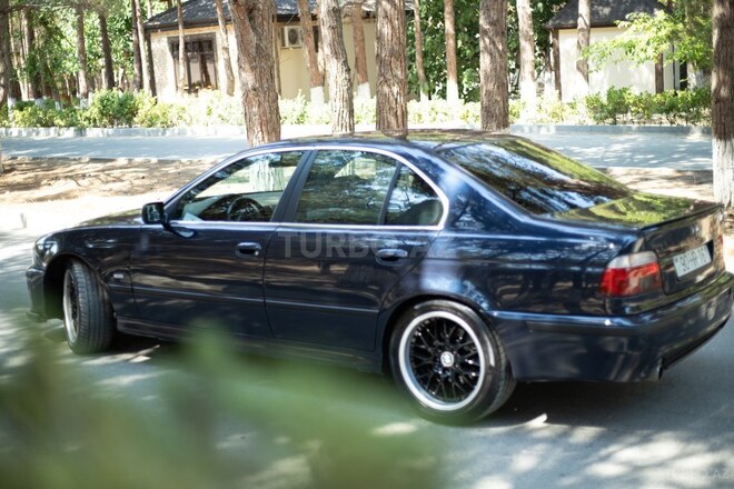 BMW 525 2001, 218,645 km - 2.5 l - Sumqayıt