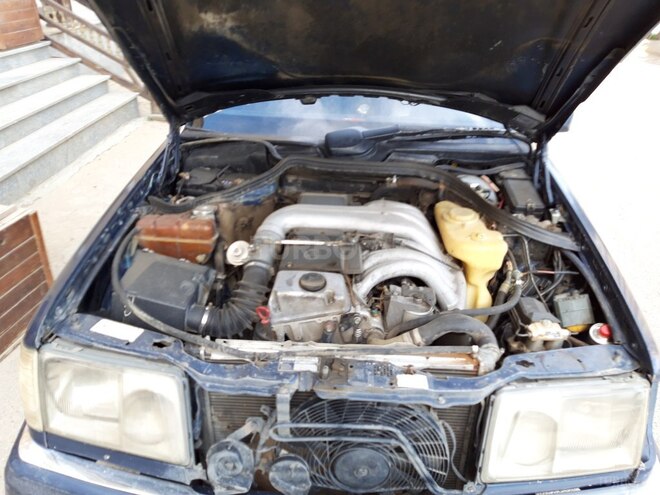 Mercedes E 300 1993, 250,000 km - 3.0 л - Bakı