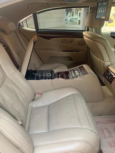 Lexus LS 460 2010, 230,000 km - 4.6 l - Bakı