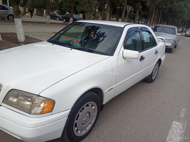 Mercedes C 220 1996, 250 km - 0.3 l - Şirvan