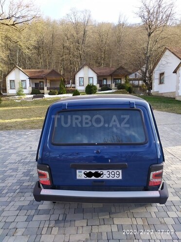 LADA (VAZ) Niva 2015, 10,100 km - 1.7 l - Quba