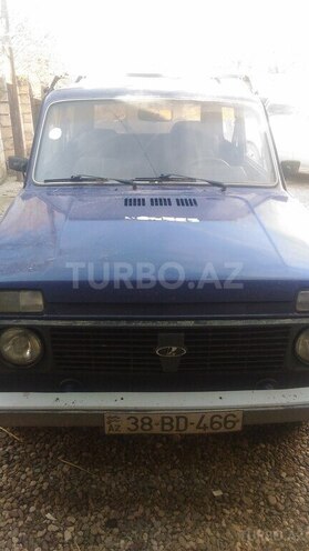 LADA (VAZ) Niva 1999, 180,000 km - 1.7 l - Qusar