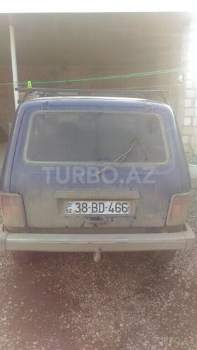 LADA (VAZ) Niva 1999, 180,000 km - 1.7 l - Qusar