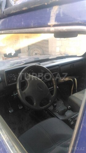 LADA (VAZ) Niva 1999, 180,000 km - 1.7 l - Qusar