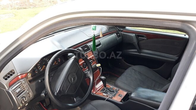 Mercedes E 200 1997, 500,000 km - 2.0 l - Lənkəran