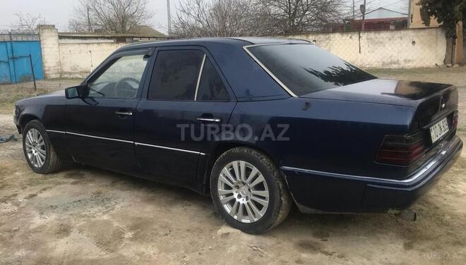 Mercedes E 250 1992, 439,170 km - 2.5 l - İmişli