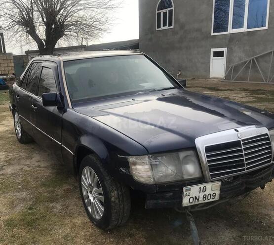 Mercedes E 250 1992, 439,170 km - 2.5 l - İmişli