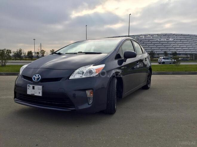 Toyota Prius 2015, 105,000 km - 1.8 l - Bakı