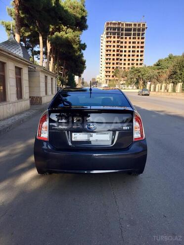 Toyota Prius 2015, 105,000 km - 1.8 l - Bakı