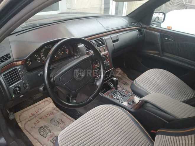 Mercedes E 280 1998, 361,200 km - 2.8 l - Xırdalan