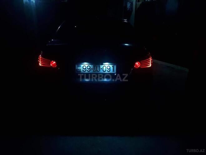 BMW 525 2006, 300,000 km - 3.0 l - Bakı