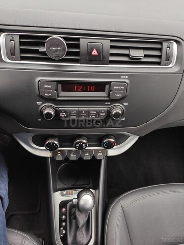 Kia Rio 2016, 80,000 km - 1.4 l - Bakı