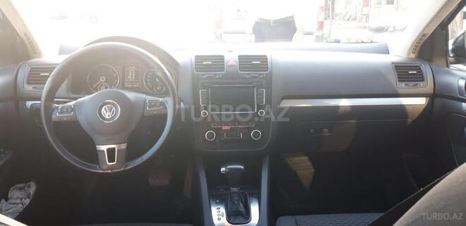 Volkswagen Jetta 2010, 169,000 km - 1.6 l - Bakı