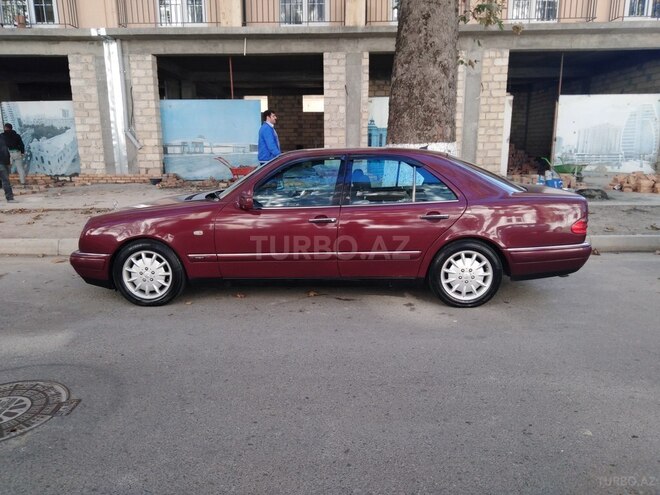 Mercedes E 280 1997, 370,385 km - 2.8 l - Bakı