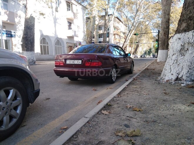 Mercedes E 280 1997, 370,385 km - 2.8 l - Bakı