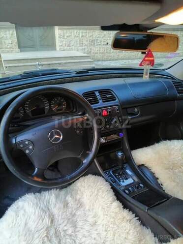 Mercedes  1999, 380,000 km - 2.0 л - Bakı