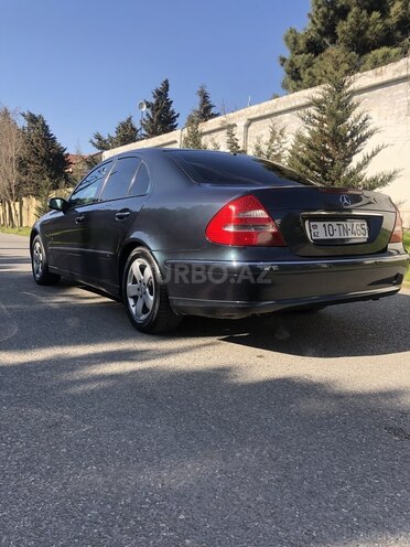 Mercedes E 240 2002, 292,110 km - 2.4 l - Bakı