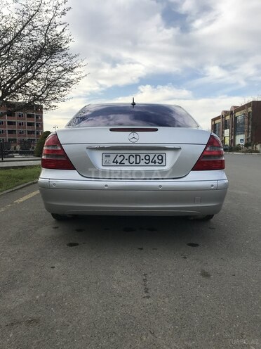 Mercedes E 240 2003, 330,000 km - 2.6 l - Lənkəran
