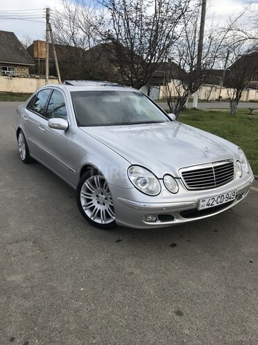 Mercedes E 240 2003, 330,000 km - 2.6 l - Lənkəran