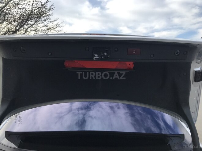 Mercedes E 240 2003, 330,000 km - 2.6 l - Lənkəran