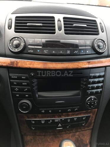 Mercedes E 240 2003, 330,000 km - 2.6 l - Lənkəran