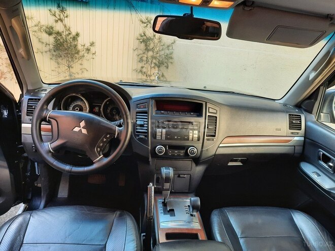 Mitsubishi Pajero 2007, 173,000 km - 3.0 l - Bakı
