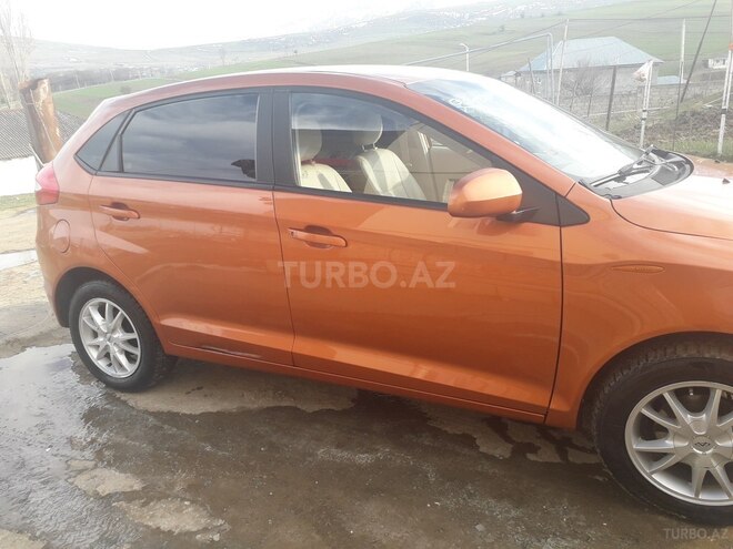 Chery  2011, 242,000 km - 1.5 l - Lerik