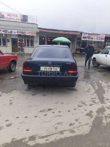Mercedes C 240 1998, 391,000 km - 2.4 l - Quba