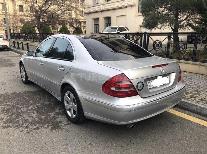 Mercedes E 240 2002, 323,000 km - 2.4 л - Bakı