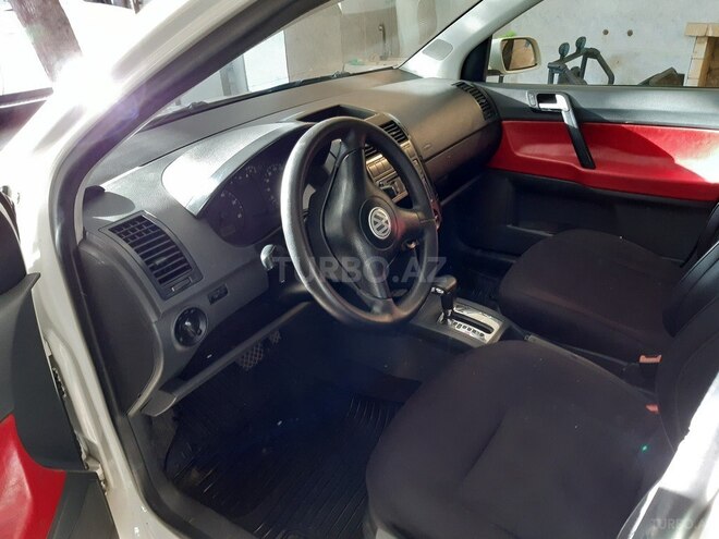 Volkswagen Polo 2003, 264,000 km - 1.4 л - Bakı