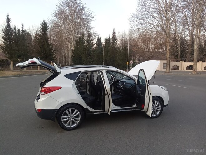 Hyundai ix35 2012, 130,000 km - 2.4 л - Mingəçevir