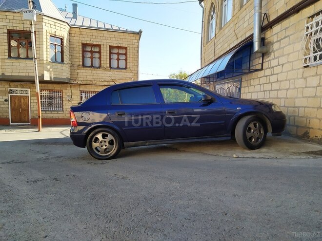 Opel Astra 1999, 430,000 km - 1.6 l - Quba