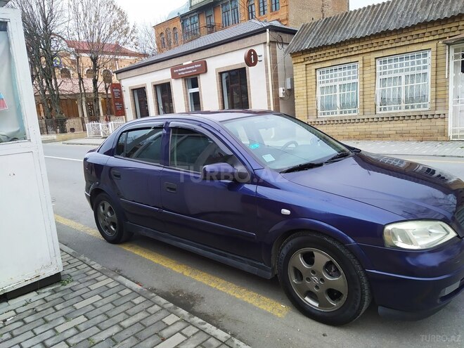 Opel Astra 1999, 430,000 km - 1.6 l - Quba