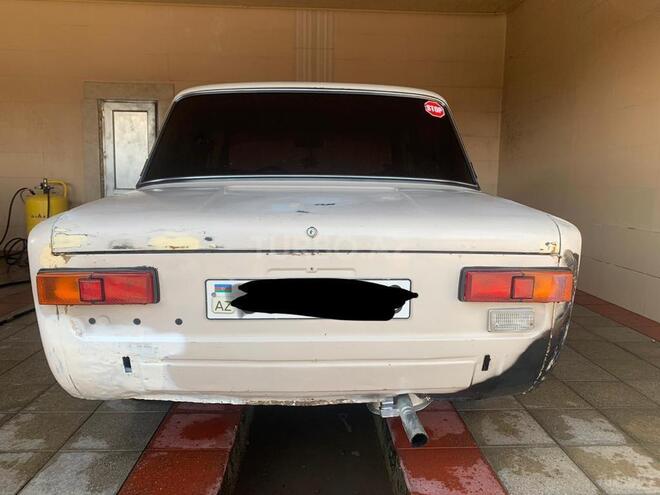 LADA (VAZ) 21013 1981, 300,000 km - 1.5 l - Qusar