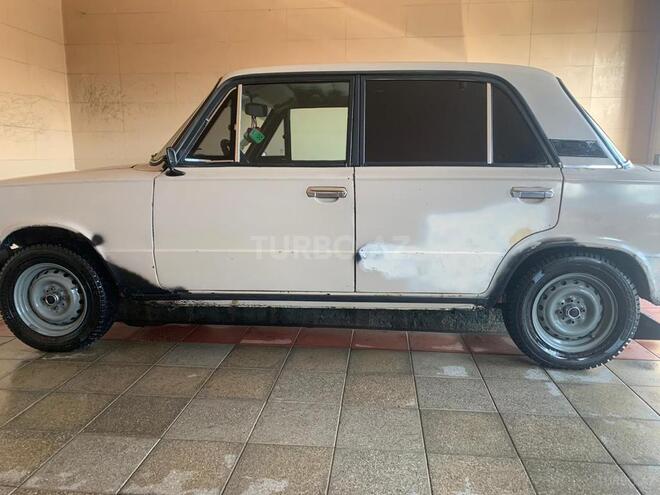 LADA (VAZ) 21013 1981, 300,000 km - 1.5 l - Qusar