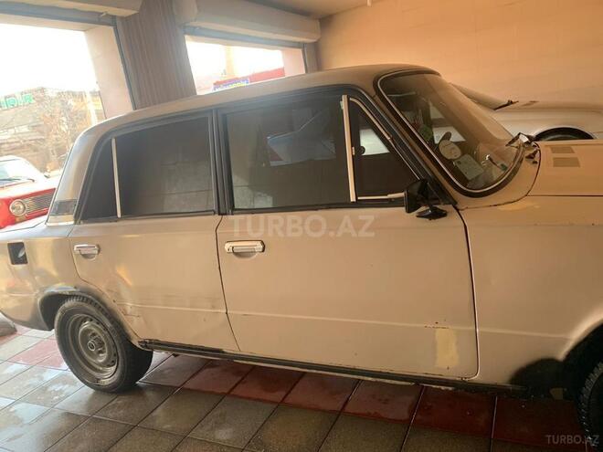 LADA (VAZ) 21013 1981, 300,000 km - 1.5 l - Qusar