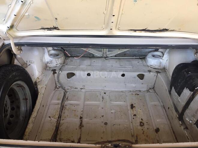 LADA (VAZ) 21013 1981, 300,000 km - 1.5 l - Qusar