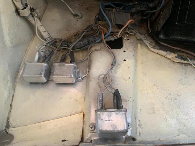 LADA (VAZ) 21013 1981, 300,000 km - 1.5 l - Qusar