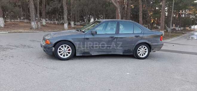 BMW 316 1992, 115,000 km - 1.6 l - Sumqayıt
