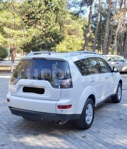 Mitsubishi Outlander 2008, 180,000 km - 2.4 л - Bakı