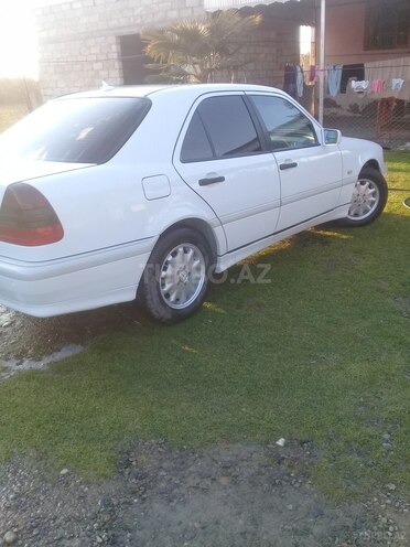 Mercedes C 180 1998, 323,638 km - 0.2 l - Beyləqan