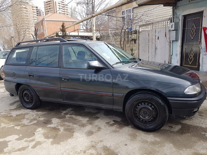 Opel Astra 1994, 600,000 km - 1.8 л - Bakı